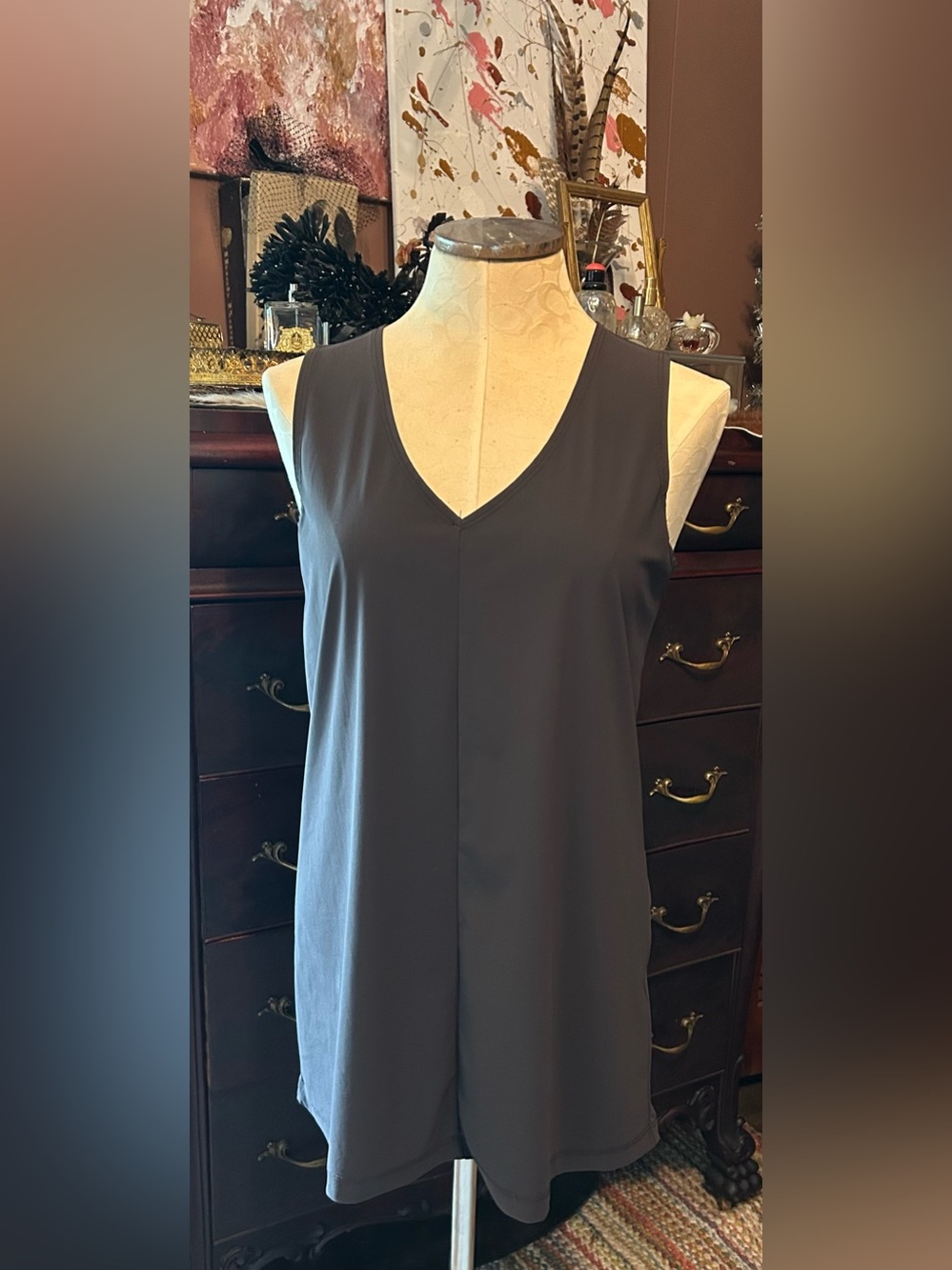 BRYAN WALKER chocolate poly tunic blouse. Sleeveless. Size small.